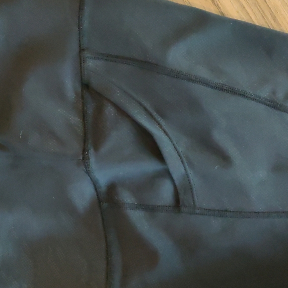 EUC CNC Luminous Camo Leggings - Picture 5 of 9